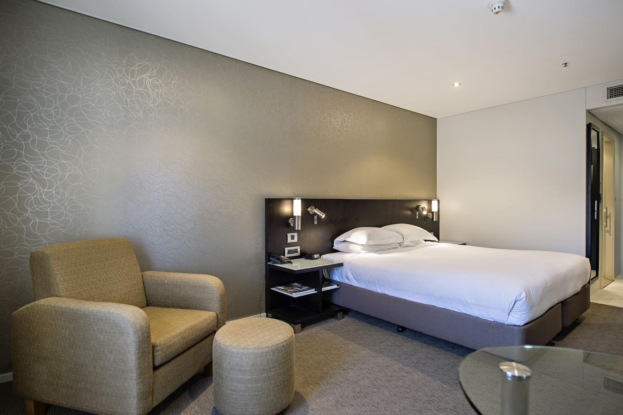 Hilton Darwin Hotel Bagian luar foto