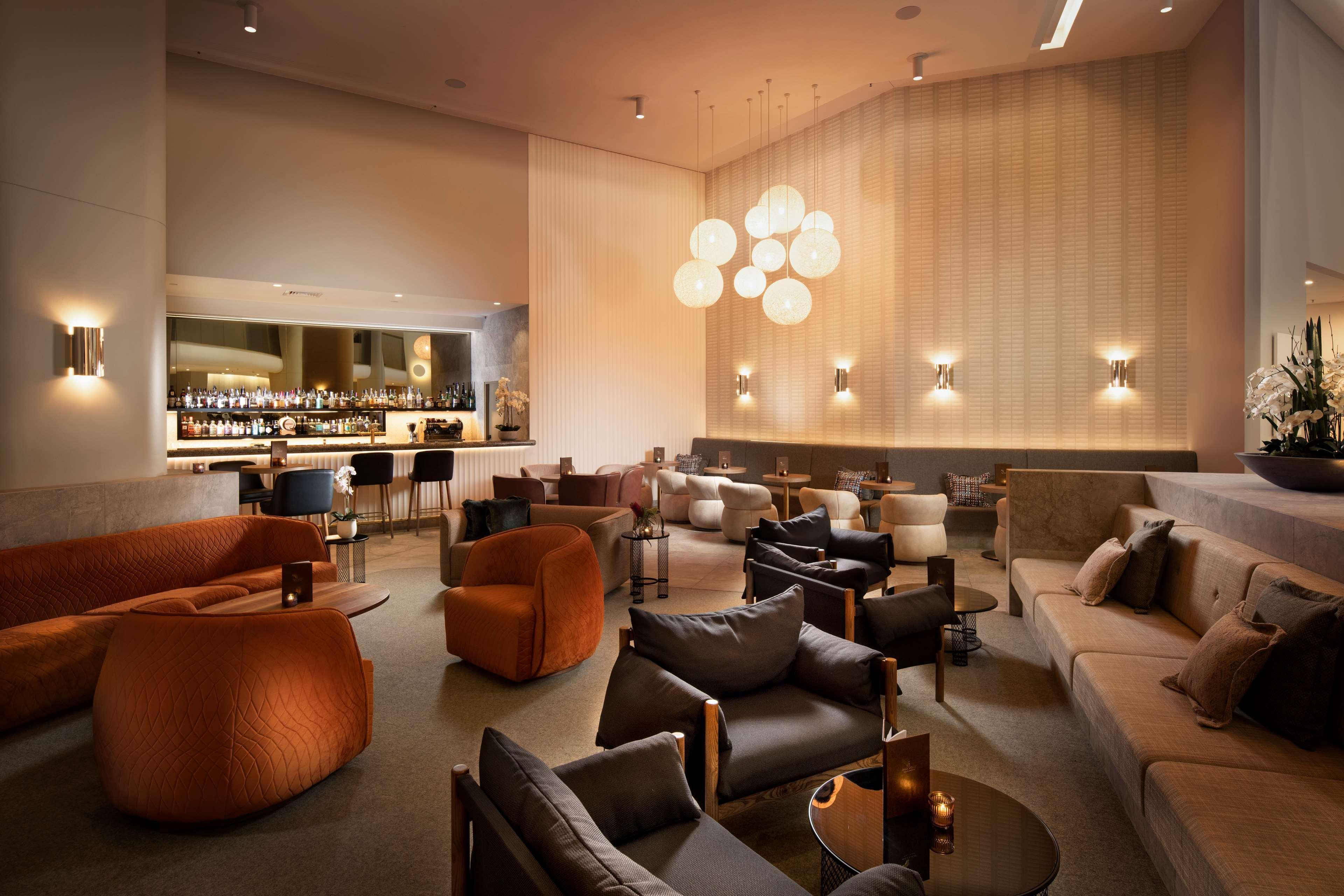 Hilton Darwin Hotel Bagian luar foto